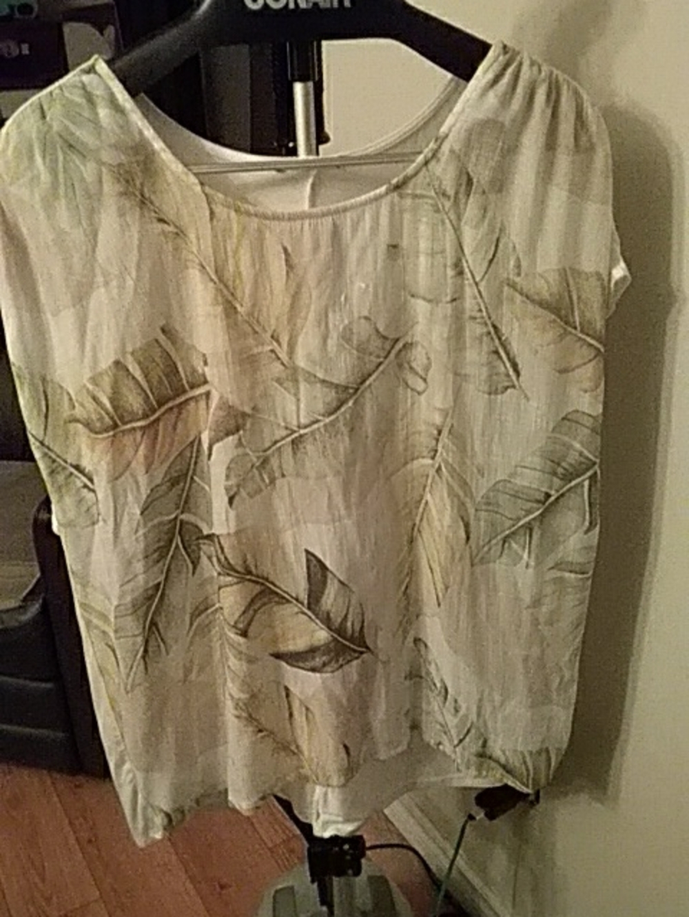 Banana Republic Leaf-Print Short Sleeve Blouse - White & Green 2X